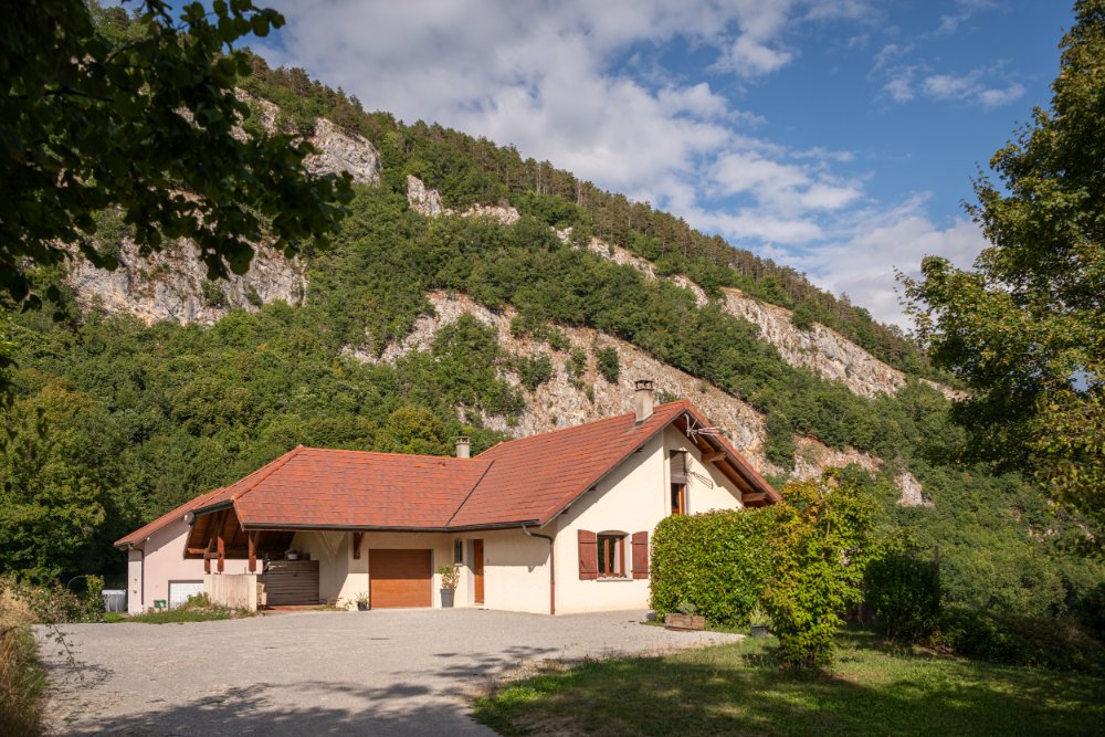 Aire camping-car  Chaumont (74270) - Photo 3